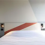 Ibis Budget Est Mediterranee Hotel