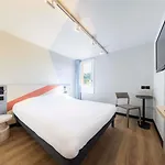Ibis Budget Est Mediterranee