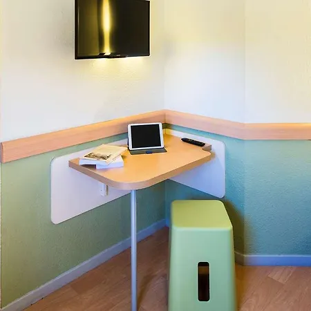Ibis Budget Est Mediterranee Hotel