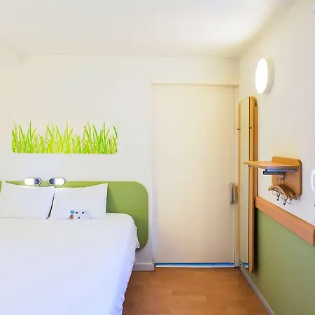 Hotel Ibis Budget Est Mediterranee 3*