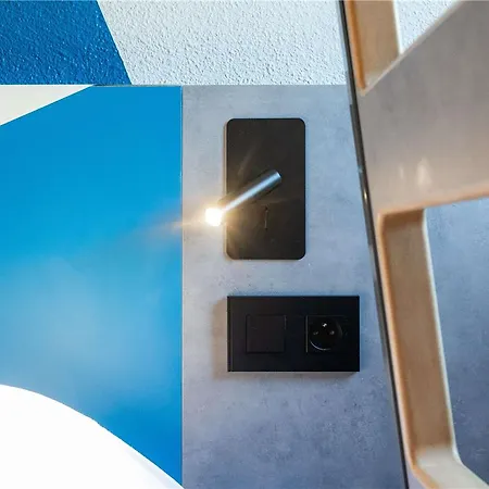 Ibis Budget Est Mediterranee 3*