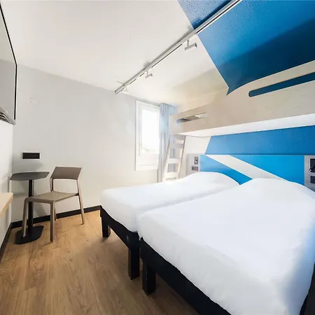 Ibis Budget Est Mediterranee מלון בזייה