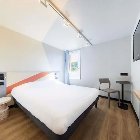 Ibis Budget Est Mediterranee