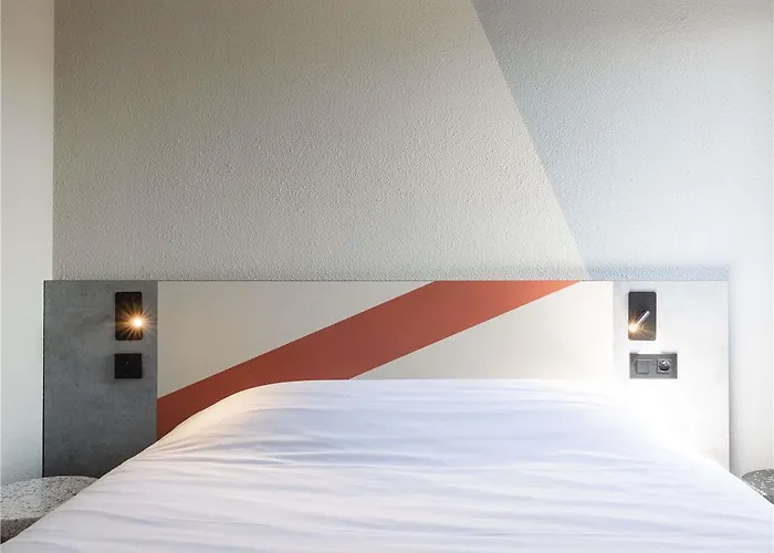 Ibis Budget Est Mediterranee Hotel